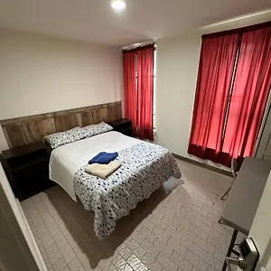 Hudson Yard 408 Hostal